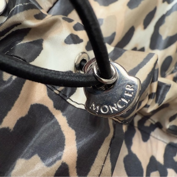 MONCLER Ivoire Giubbotto Plomb Leopard Jacket - Picture 7 of 14